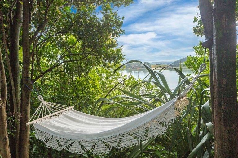 Photo of property in 82 Waitangi Falls Road, Glenbrook, Waiuku, 2681