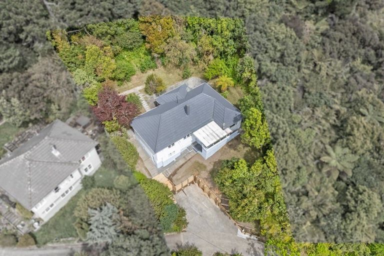 Photo of property in 11 Hill Grove, Naenae, Lower Hutt, 5011