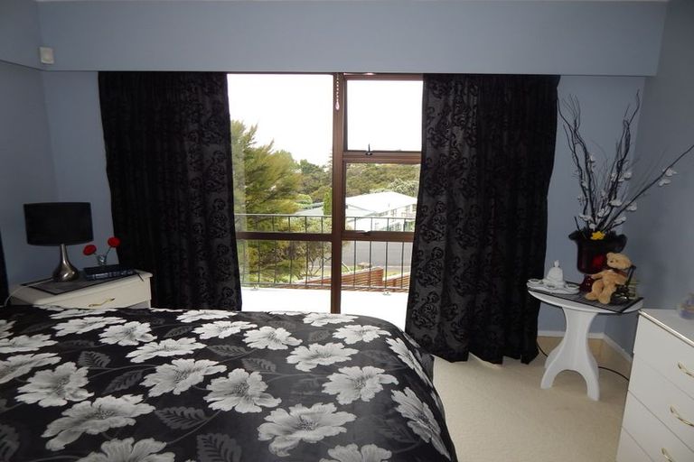 Photo of property in 21 Puketiro Place, Paihia, 0200