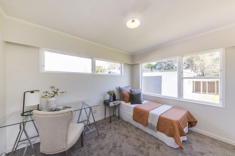 Photo of property in 20 Kennedy Avenue, Feilding, 4702