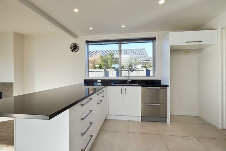 Photo of property in 7 Mcrae Gardens, Kaikoura Flat, Kaikoura, 7371