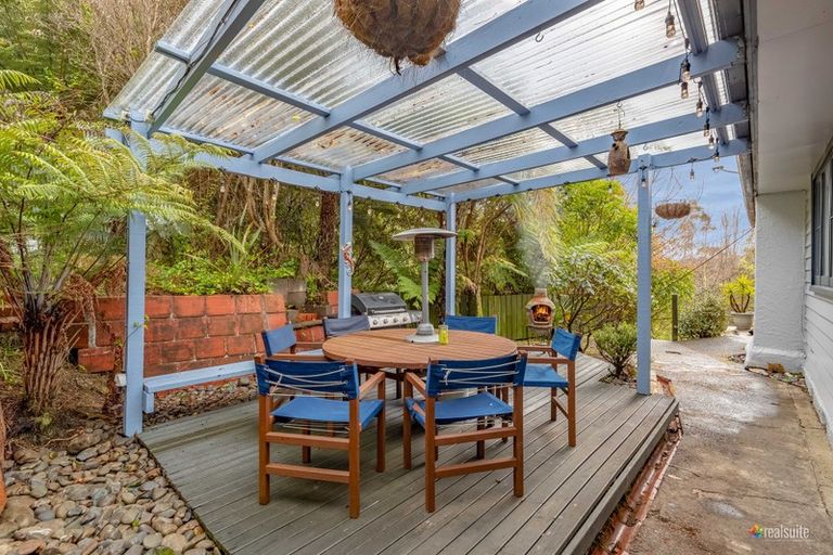 Photo of property in 31 Wyndham Road, Pinehaven, Upper Hutt, 5019
