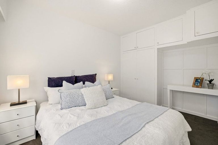 Photo of property in 2/3 Tuirau Place, Ilam, Christchurch, 8041