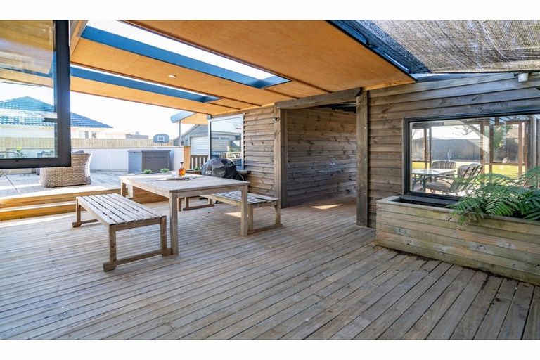 Photo of property in 32 Cridland Street West, Kaiapoi, 7630