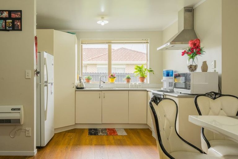 Photo of property in 41 Scotts Field Drive, Takanini, 2112