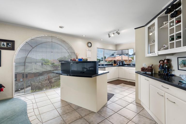 Photo of property in 7 Sunset Close, Western Heights, Hamilton, 3200