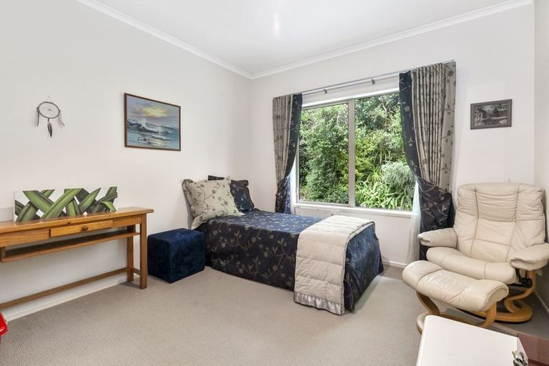 Photo of property in 31 Wicklam Lane, Greenhithe, Auckland, 0632