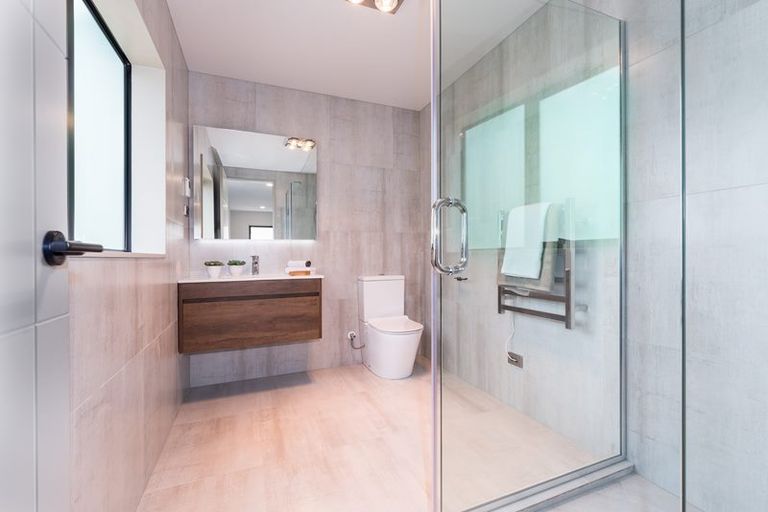 Photo of property in 14 Drover Close, Flat Bush, Auckland, 2019