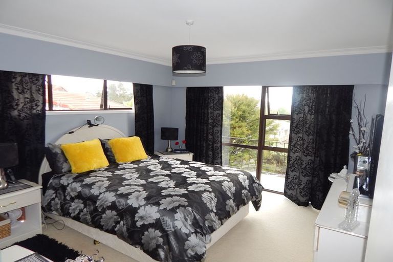 Photo of property in 21 Puketiro Place, Paihia, 0200