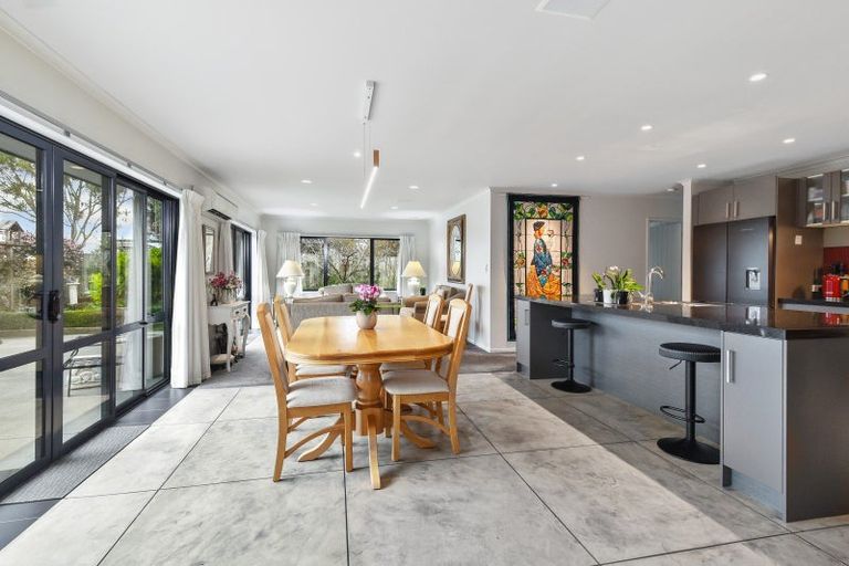 Photo of property in 23 Stonebridge Park Drive, Holdens Bay, Rotorua, 3010