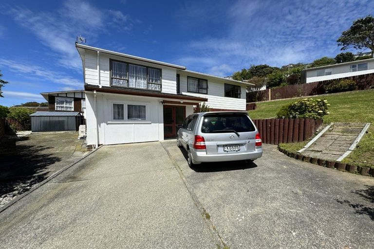 Photo of property in 43 Cortina Avenue, Johnsonville, Wellington, 6037