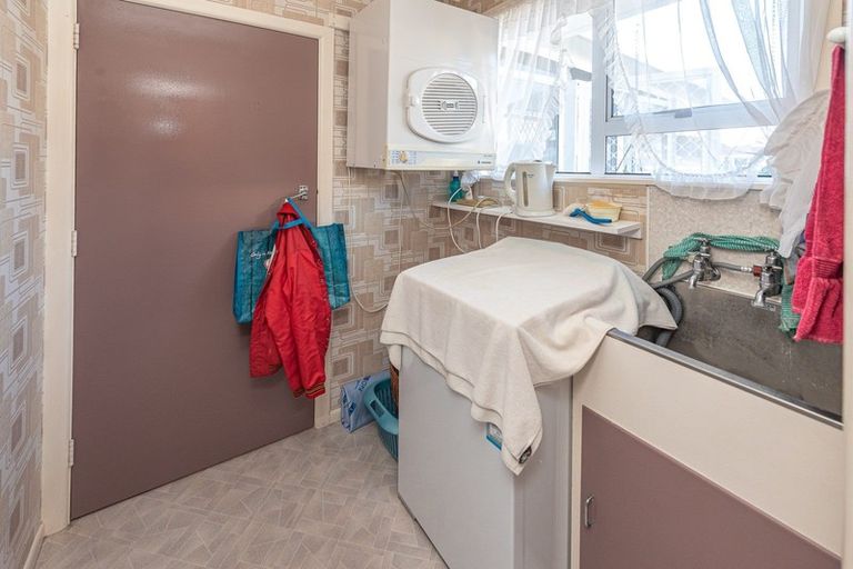 Photo of property in 4 Camellia Avenue, Aramoho, Whanganui, 4500