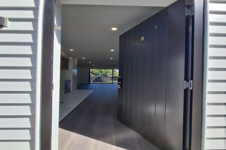 Photo of property in 2/17 Barneys Farm Road, Clendon Park, Auckland, 2103