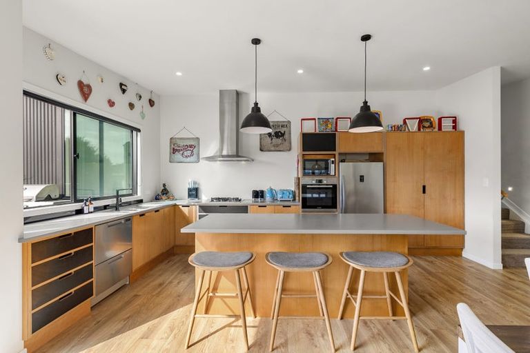 Photo of property in 36 Robertson Street, Raglan, 3225