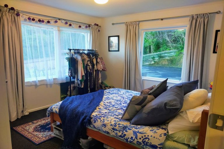Photo of property in 68 Dowse Drive, Maungaraki, Lower Hutt, 5010