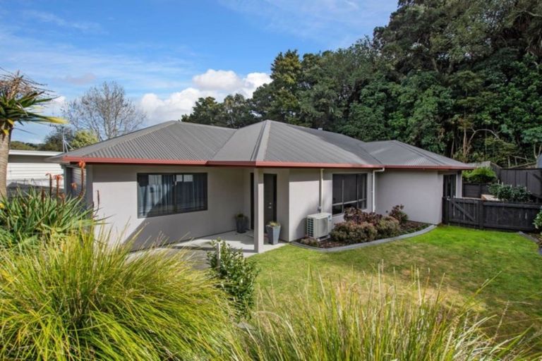 Photo of property in 12 Kotuku Street, Maunu, Whangarei, 0110