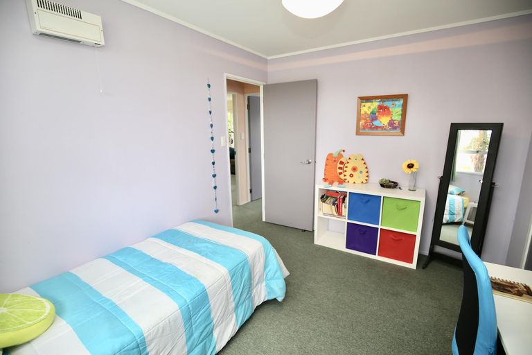 Photo of property in 15a Sandalwood Drive, Dinsdale, Hamilton, 3204