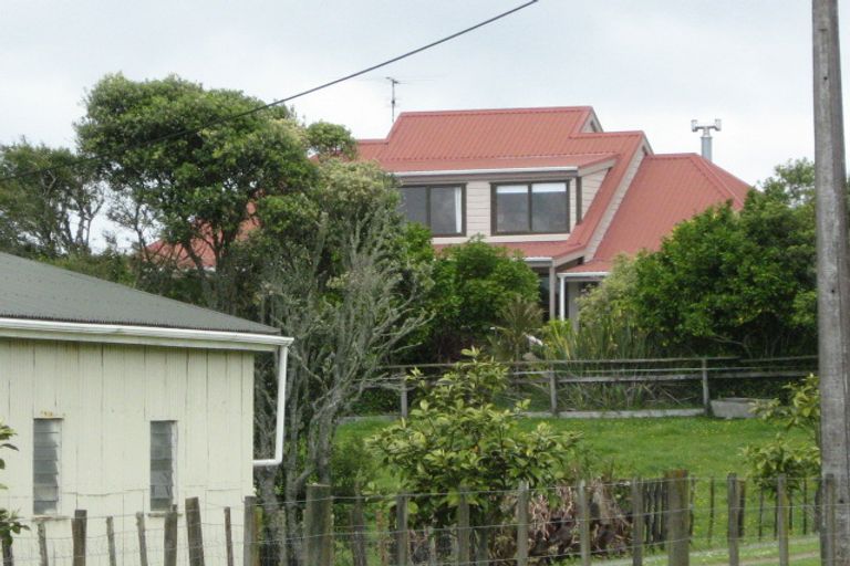 Photo of property in 89 Hanham Road, Kumeu, 0891
