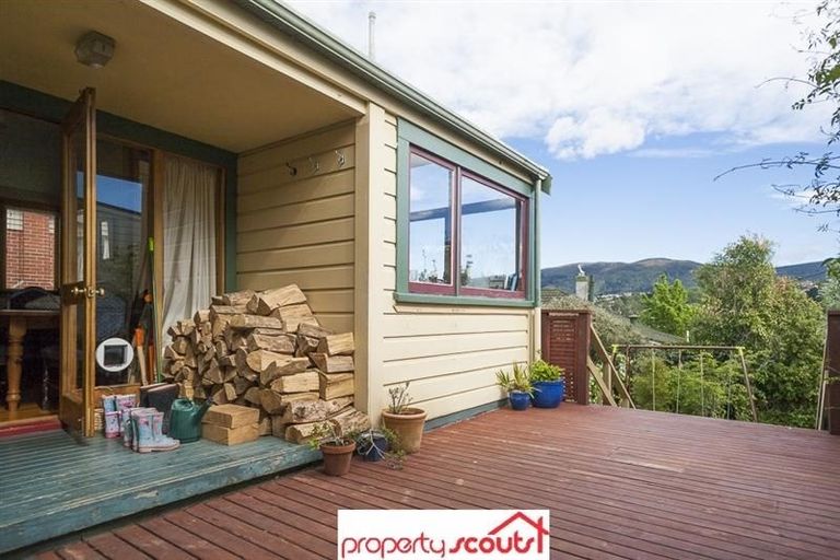 Photo of property in 37 Signal Hill Road, Opoho, Dunedin, 9010