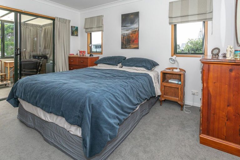 Photo of property in 200 Sylvia Road, Whangamata, 3620