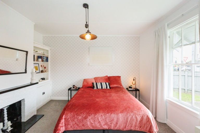 Photo of property in 70 Milson Line, Milson, Palmerston North, 4414