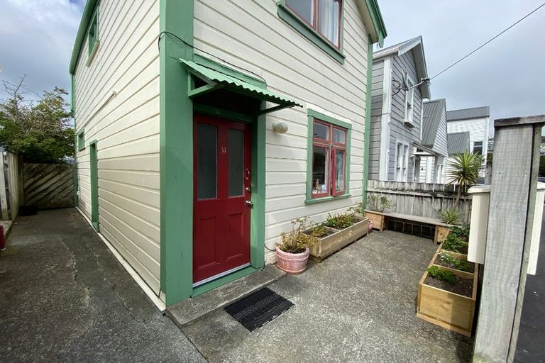 Photo of property in 14 Normanby Street, Newtown, Wellington, 6021