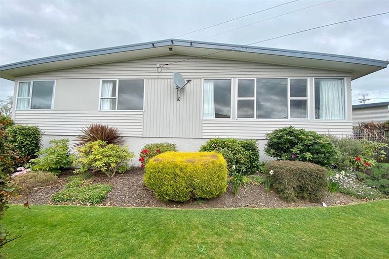 Photo of property in 19 Lewin Street, Balclutha, 9230