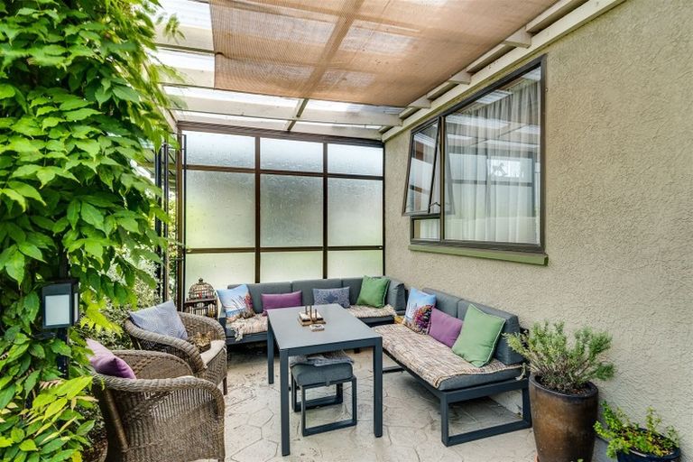 Photo of property in 5 Flanders Avenue, Onekawa, Napier, 4110