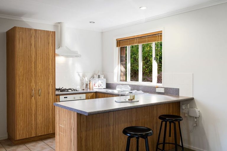 Photo of property in 25 Blue Heron Rise, Stanmore Bay, Whangaparaoa, 0932