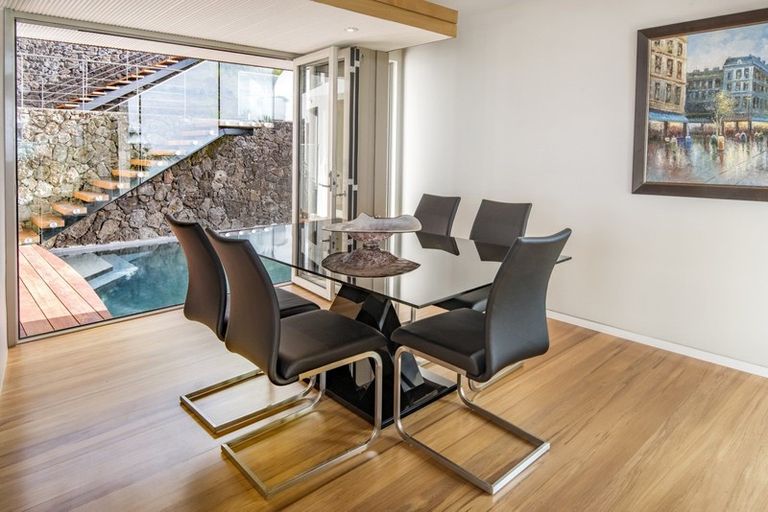 Photo of property in 31 Kitchener Road, Takapuna, Auckland, 0622