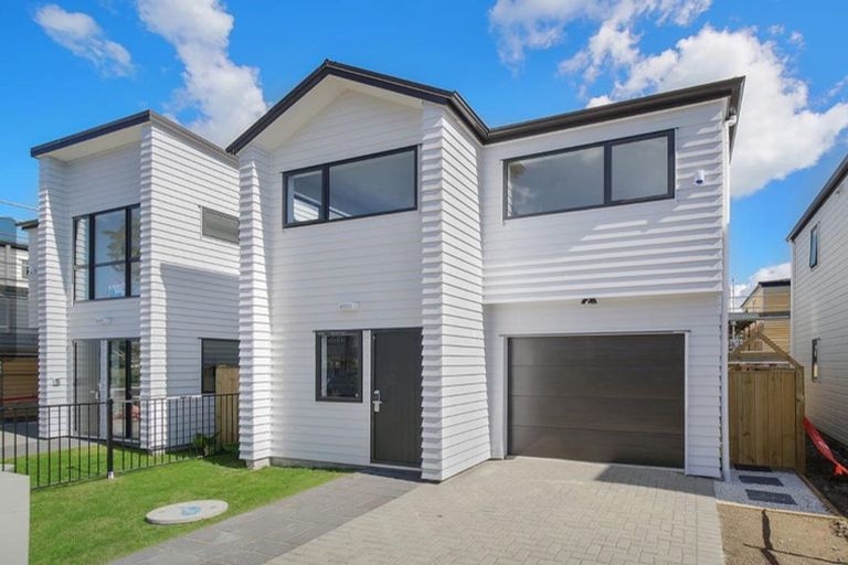 Photo of property in 5 Arahopu Place, Papakura, 2110