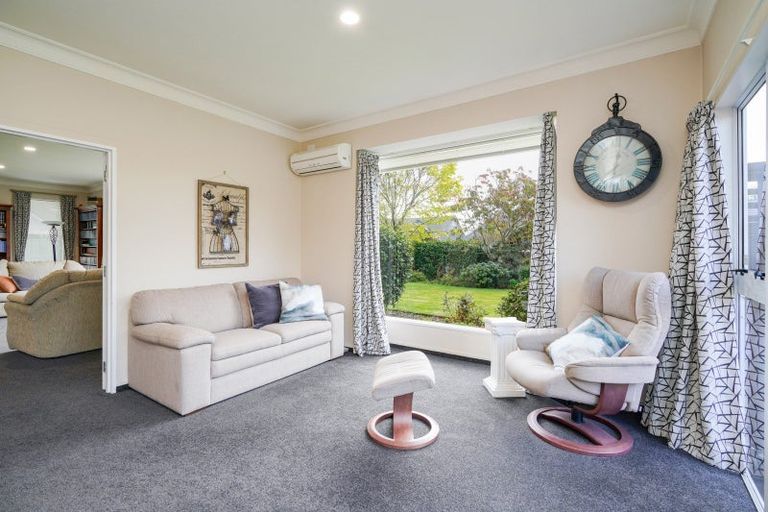 Photo of property in 73 Moana Street, Rosedale, Invercargill, 9810