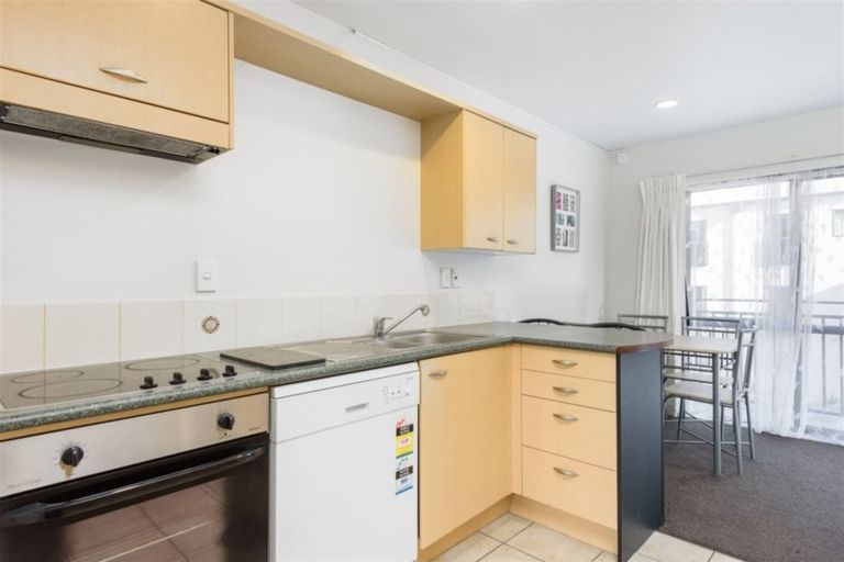 Photo of property in 4/346 Oceanbeach Road, Mount Maunganui, 3116