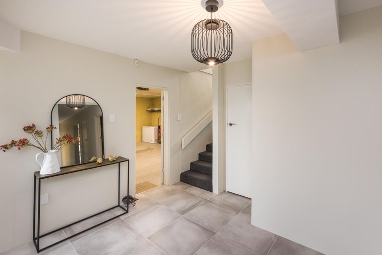 Photo of property in 14 Kensington Mews, Hokowhitu, Palmerston North, 4410