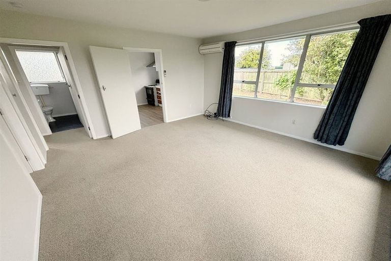 Photo of property in 2/35 Mecca Place, Linwood, Christchurch, 8062