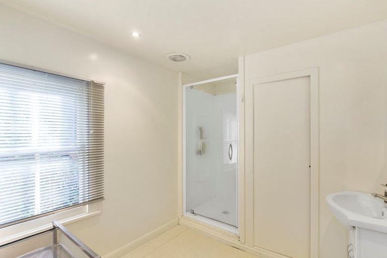 Photo of property in 4 Kyber Pass, North Dunedin, Dunedin, 9016