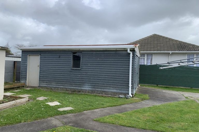 Photo of property in 49 Andrew Avenue, Roslyn, Palmerston North, 4414