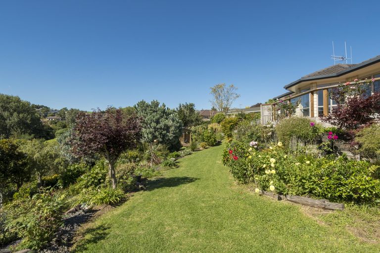 Photo of property in 28 Tuscany Place, Ohauiti, Tauranga, 3112