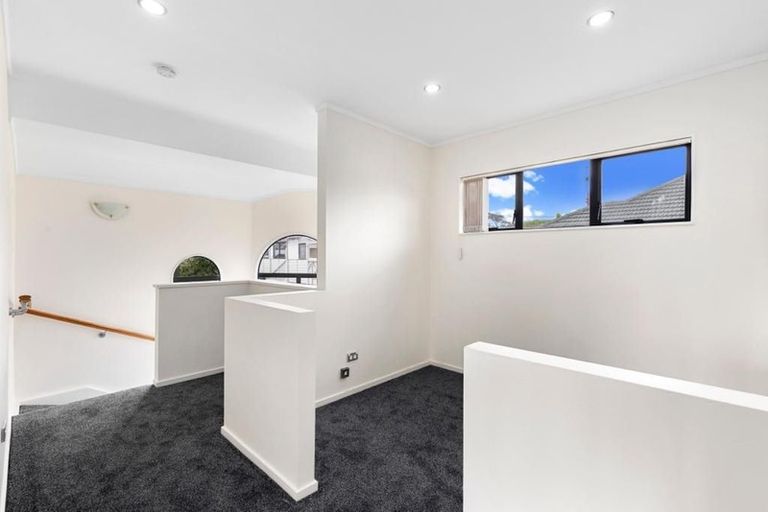 Photo of property in 1/12 Fairview Road, Papatoetoe, Auckland, 2025