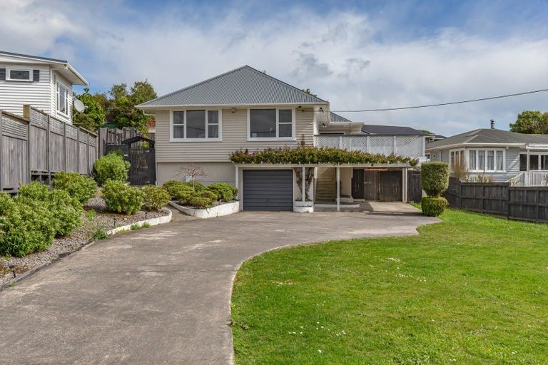 Photo of property in 31 Kawiu Road, Levin, 5510