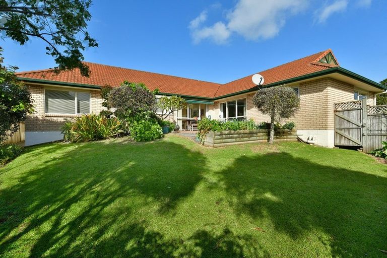 Photo of property in 3 Spinnaker Point, Manly, Whangaparaoa, 0930