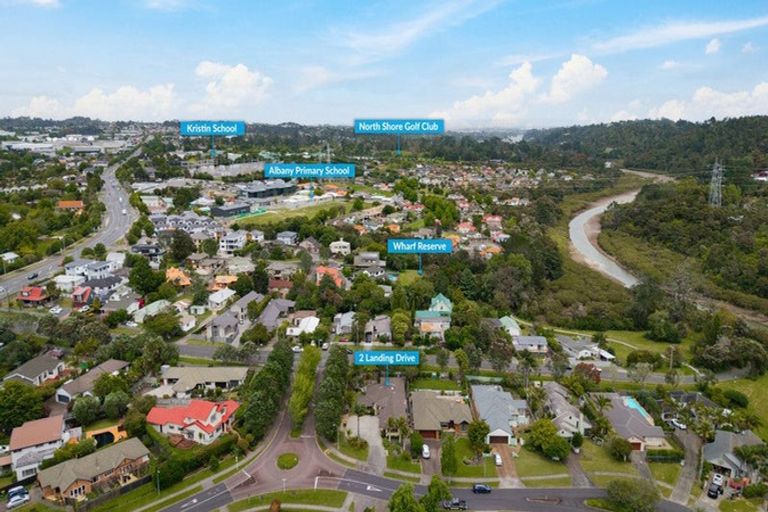 Photo of property in 2 Landing Drive, Albany, Auckland, 0632