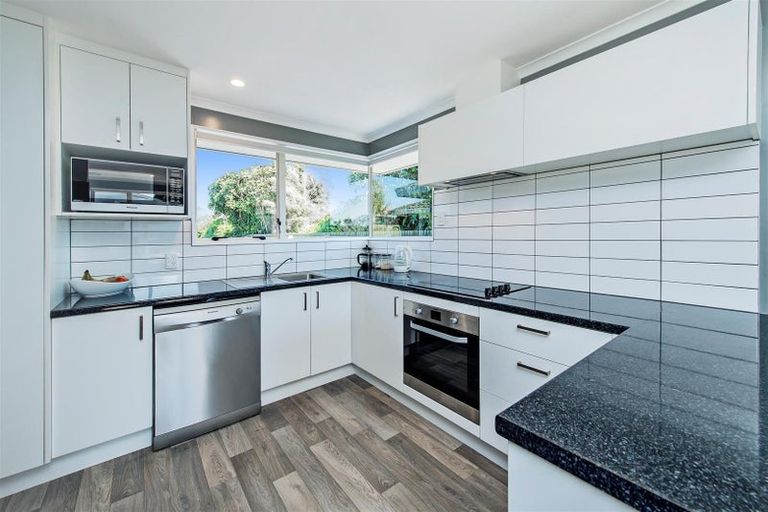 Photo of property in 2/36 Nottingham Avenue, Halswell, Christchurch, 8025