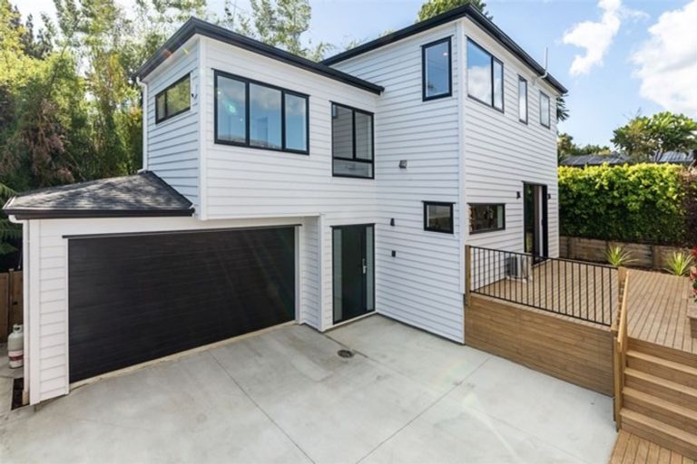Photo of property in 35a Vina Place, Massey, Auckland, 0614