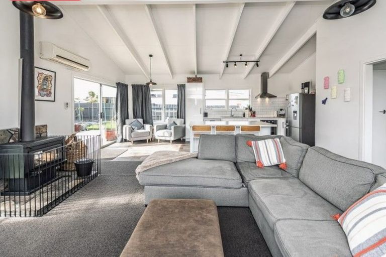 Photo of property in 8a Kings Avenue, Gonville, Whanganui, 4501