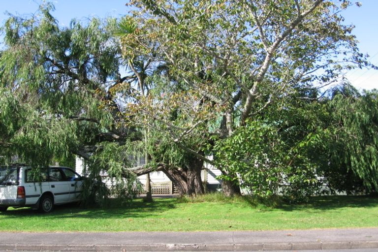 Photo of property in 91 Gloria Avenue, Te Atatu Peninsula, Auckland, 0610