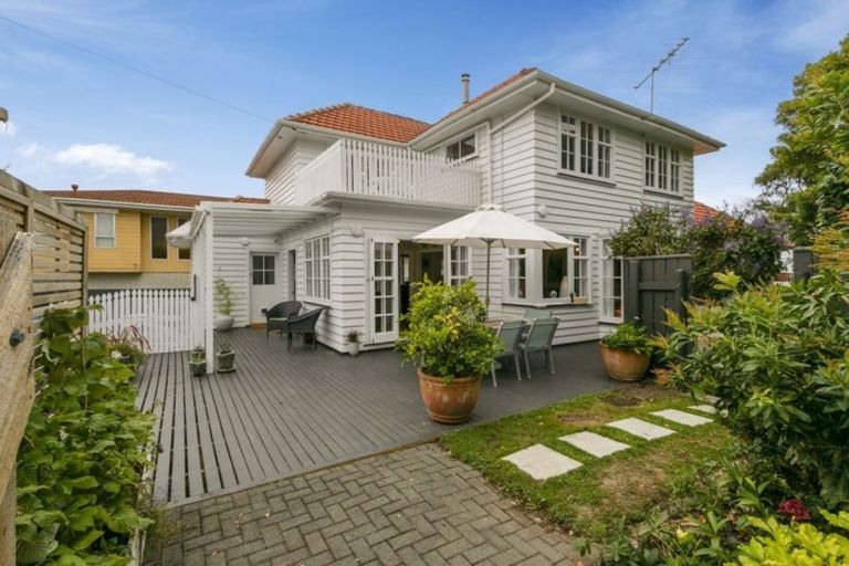 Photo of property in 803 High Street, Boulcott, Lower Hutt, 5011