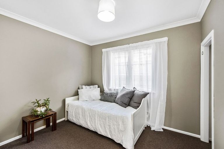 Photo of property in 53a Elizabeth Street, Waikanae, 5036