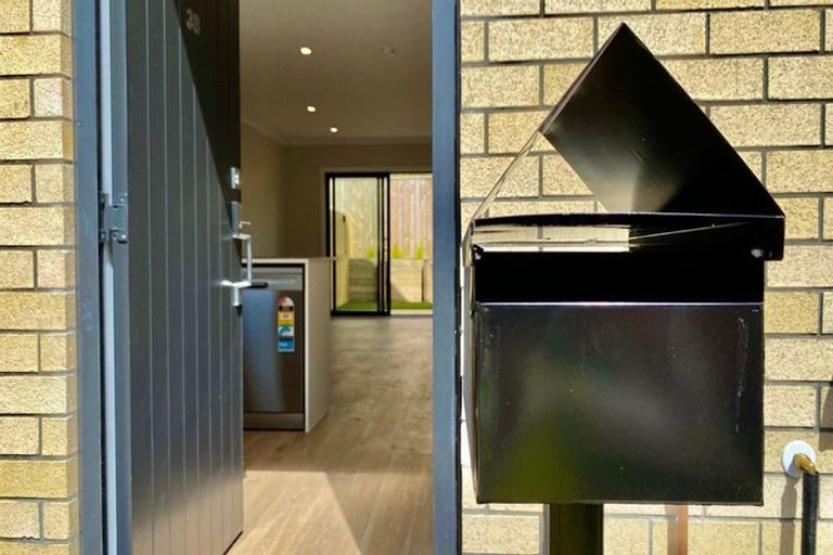 Photo of property in 7/125b Metcalfe Road, Ranui, Auckland, 0612