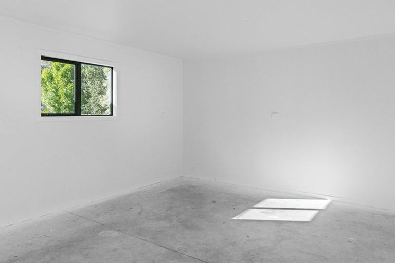 Photo of property in 41 Kawiu Road, Levin, 5510